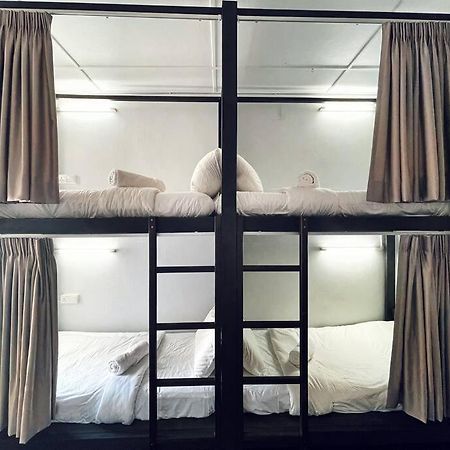 Bunk Puteh Homestay Kuala Terengganu Bagian luar foto