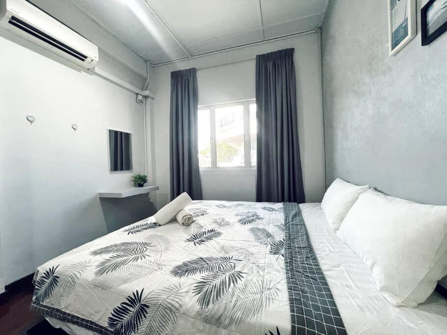 Bunk Puteh Homestay Kuala Terengganu Bagian luar foto
